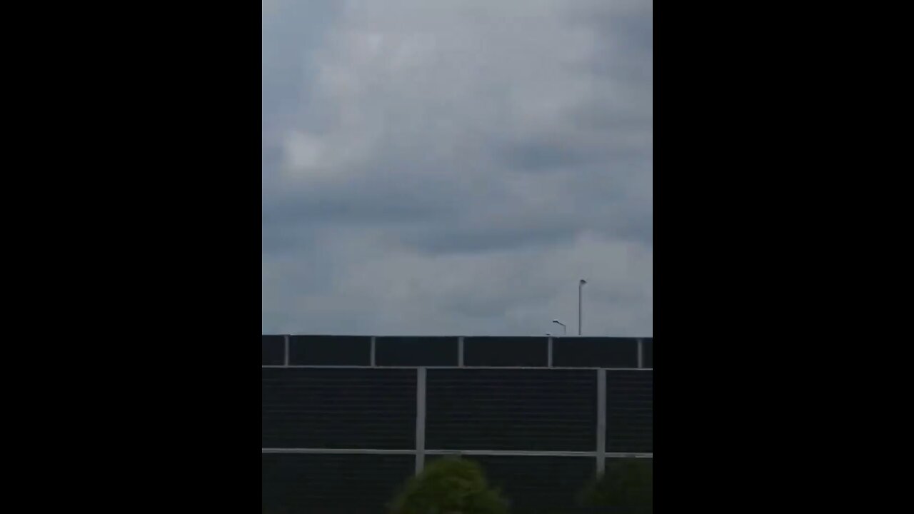 Transport of Leopard 1A5 DK tanks from Denmark to Ukraine via Poland.