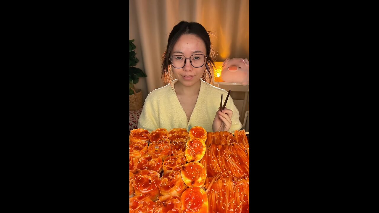 Cute girls food eating video . #food #eating #viralvideo