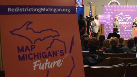 Preliminary district maps slightly favor Republicans