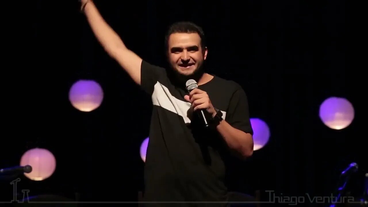 (Das antigas) Batalha de Stand Up! Igor Guimarães x Thiago Ventura - Pipa, ratinho e Disney