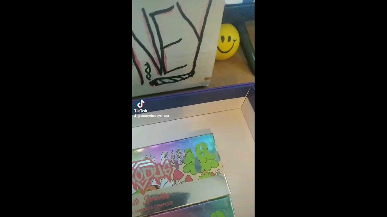 exodus Amanita Chocolate bars review intro