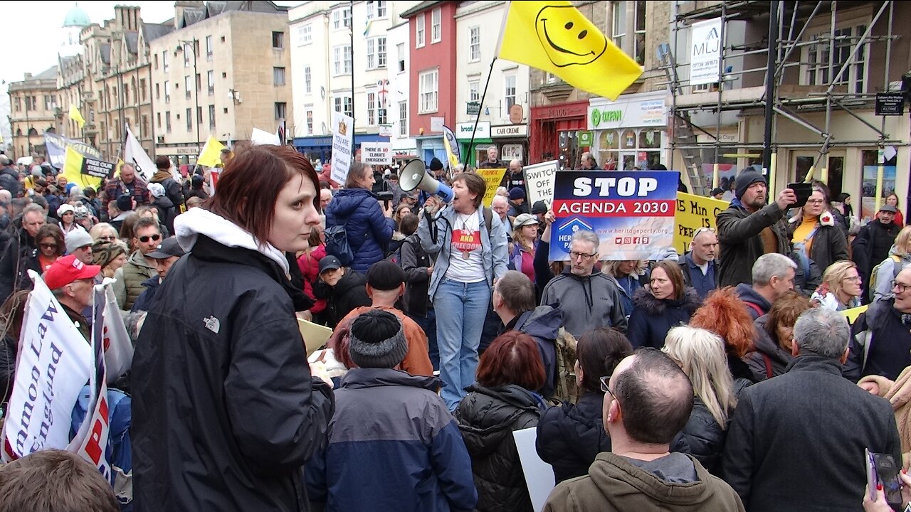 Oxford 18th February 2023 - Protest against LTN's: Part 3 - The start of the march