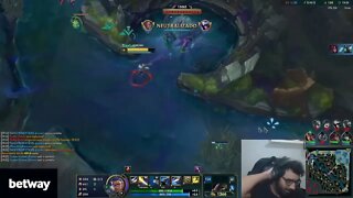 Como sobreviver jogando LOL