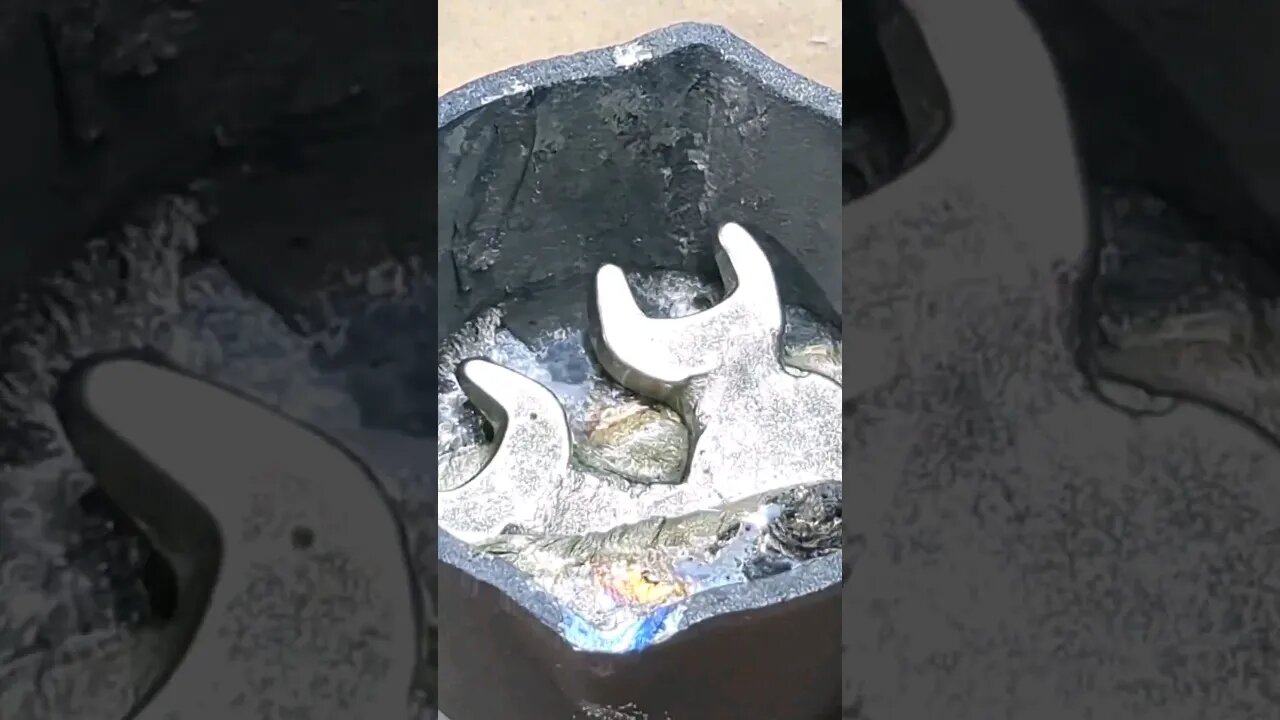 Watch Reverse Metal Melting