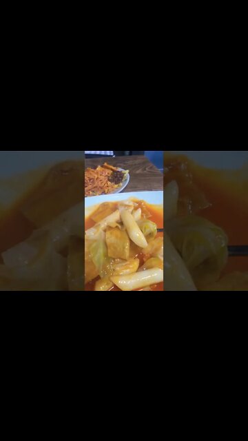 #shorts #hungry #cooking Korean Udon noodle and Dduc-bboc-ki!