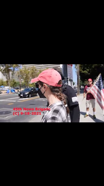 ANTIFA DOXER SPRAYED WITH GLITTER