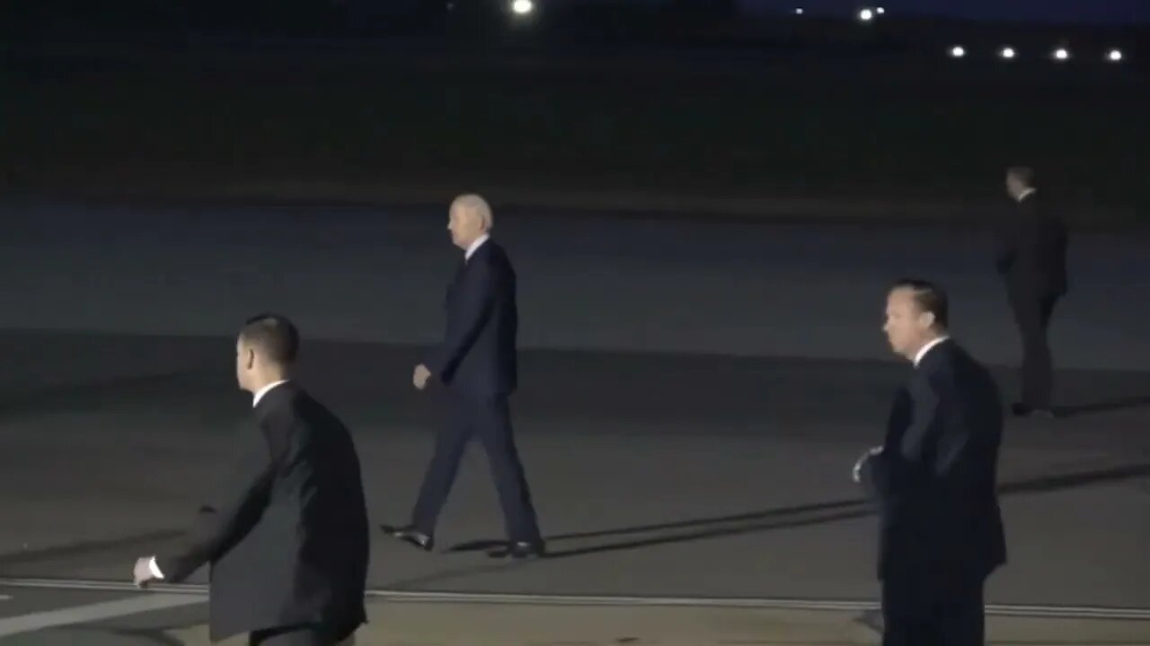 Joe Biden Arrives In London, Completely Ignores All Questions From The Press