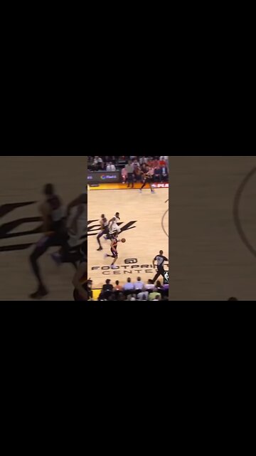 Devin Booker beats the buzzer & fist bumps a baby