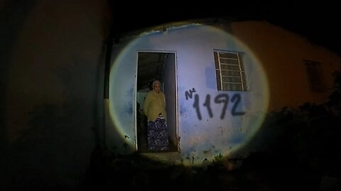 A SENHORA DA CASA 1192 - PASSAMOS SUFOCO LA DENTRO