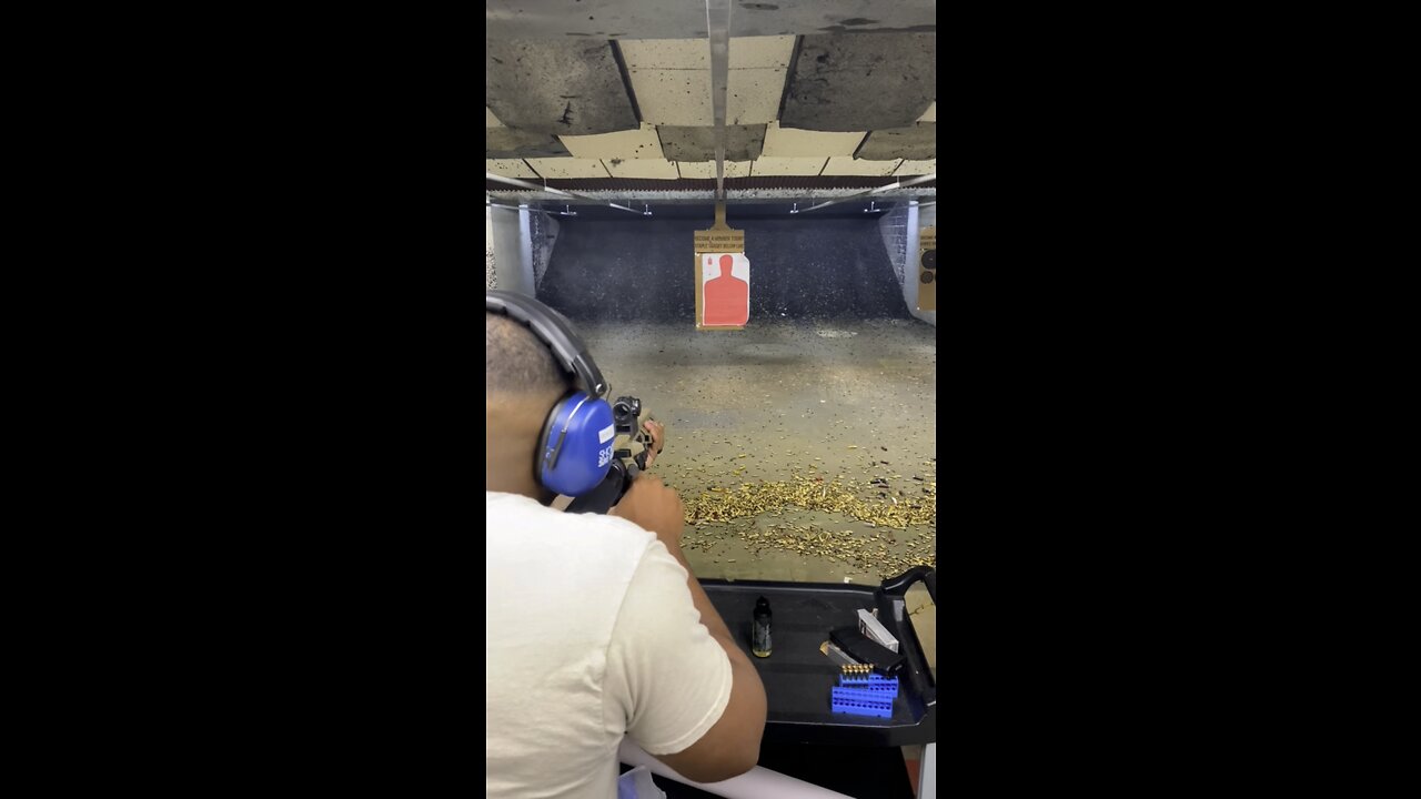 AR9 added to the machine gun collection