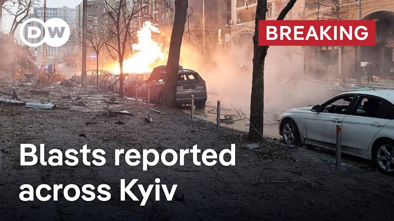 Russia fires several ballistic missiles at Kyiv | DW News