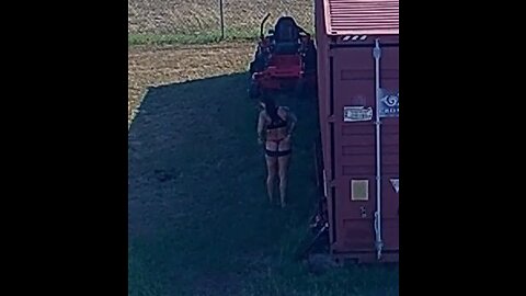 Babe's Grassy Ass
