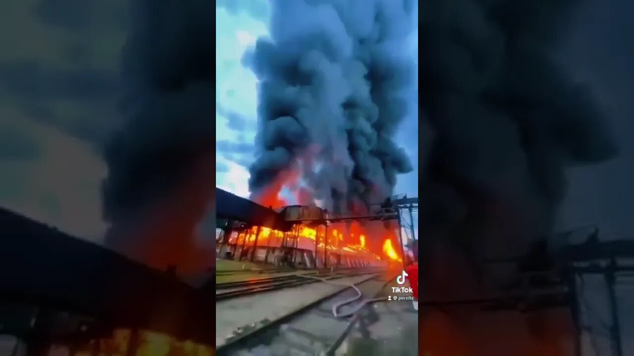 🚒In the city of #Kamenka, #Penza region of the #Russian Federation, a large-scale fire broke out