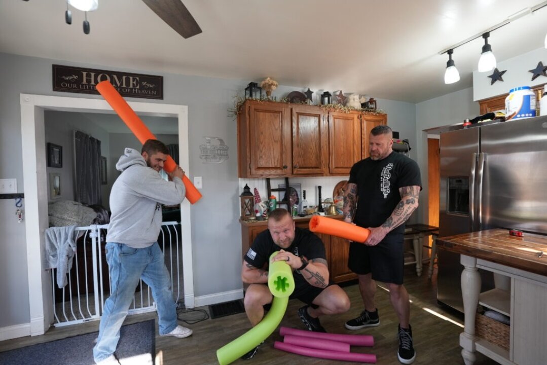 Super Size Pool Noodle Pain Game!!!