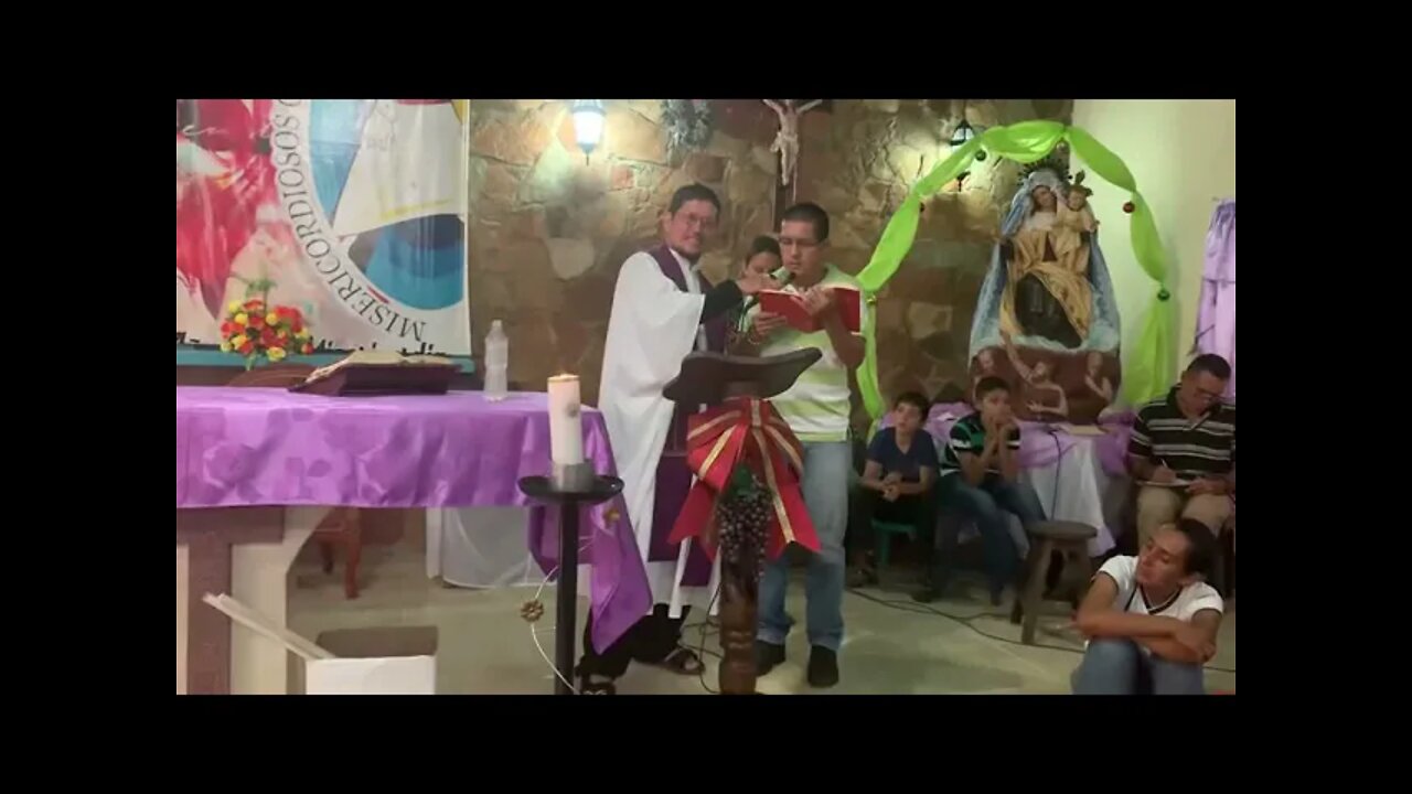 Adoramos a Jesús. Padre Luis Toro