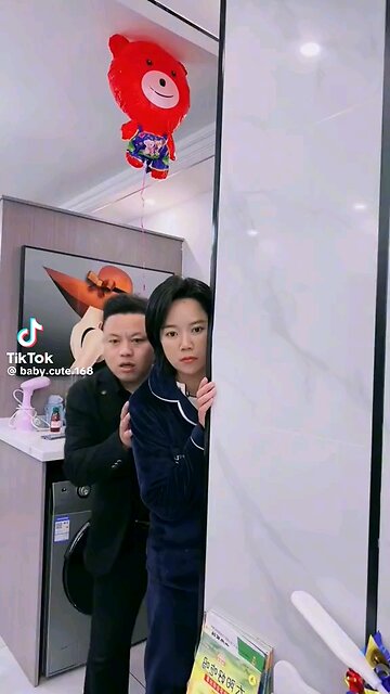 Baby Fitness Surprise: Parents' Hilarious Reaction