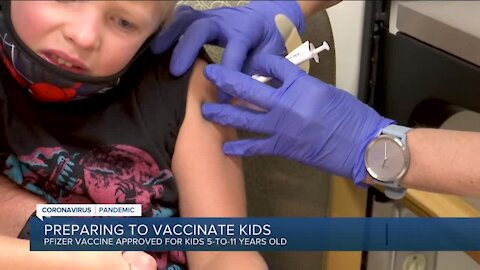 US gives final clearance to COVID-19 shots for kids 5 to 11