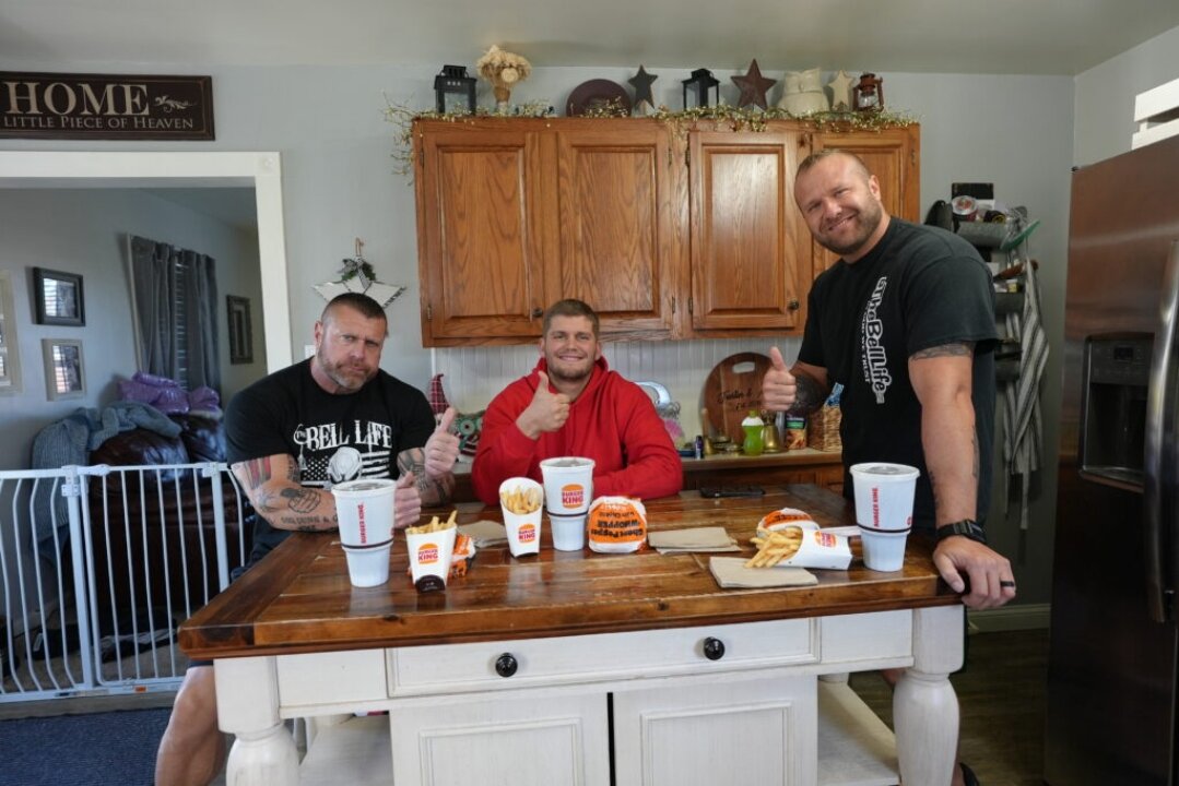 Ghost Pepper Whopper Challenge!!!