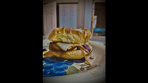Coslaw chicken sandwiches