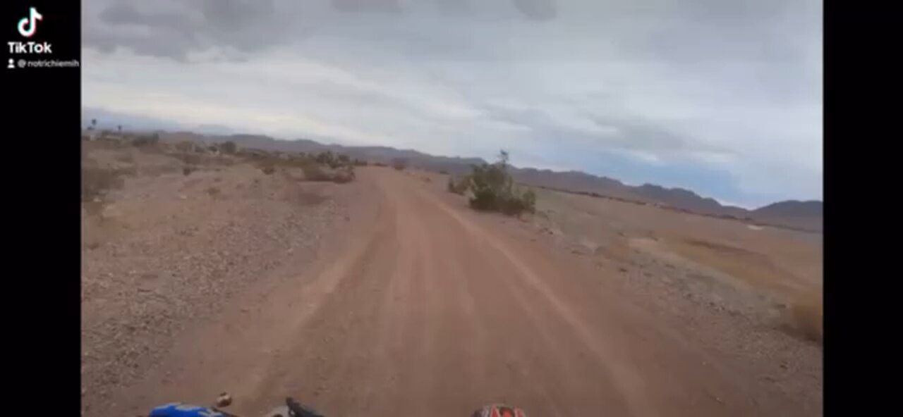 Crf250r on flat road