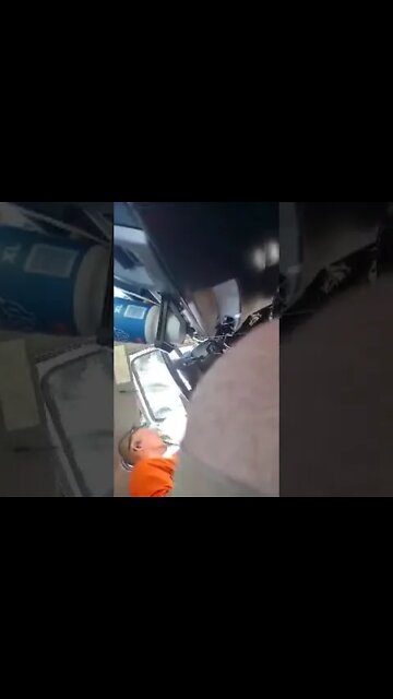 Male Karen threats Trucker with "Police" says he's "Entitled" Whiteboy Owns Him!