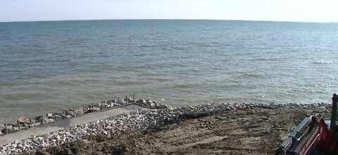 Geneva-on-the-lake working to control it's shoreline