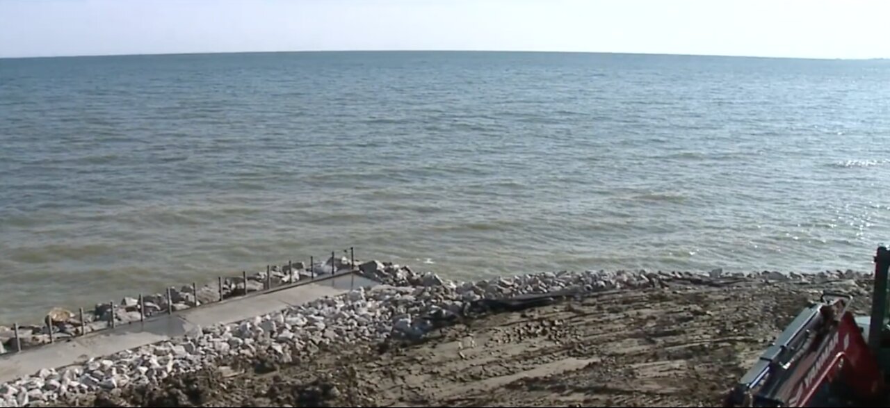 Geneva-on-the-lake working to control it's shoreline