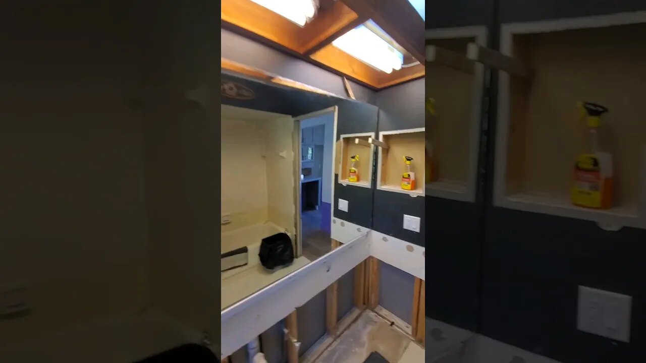 How to remove a giant mirror. (without breaking it)! #mirror #howto