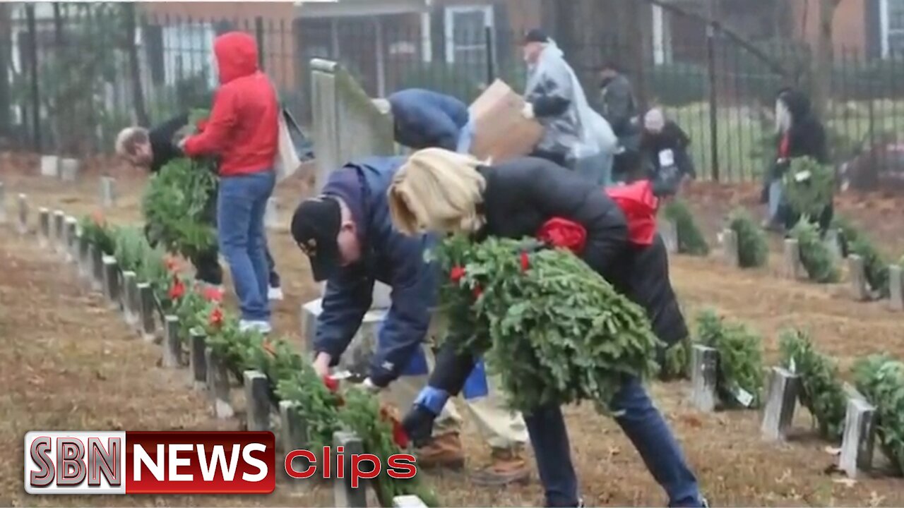 Protest Group Targets Wreaths Placed on Veterans' Gravesites - 5496