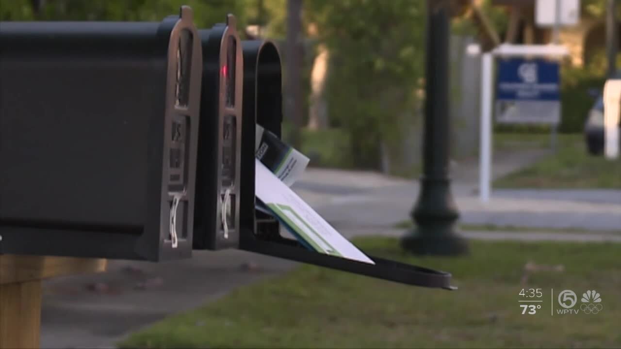 Police seeing rise in checks stolen out of Delray Beach mailboxes