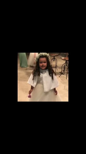 DANÇANDO MUITO NA FESTA DE CASAMENTO ( A MELHOR FESTA DE CASAMENTO QUE JA FUI ) LINDA FESTA #shorts