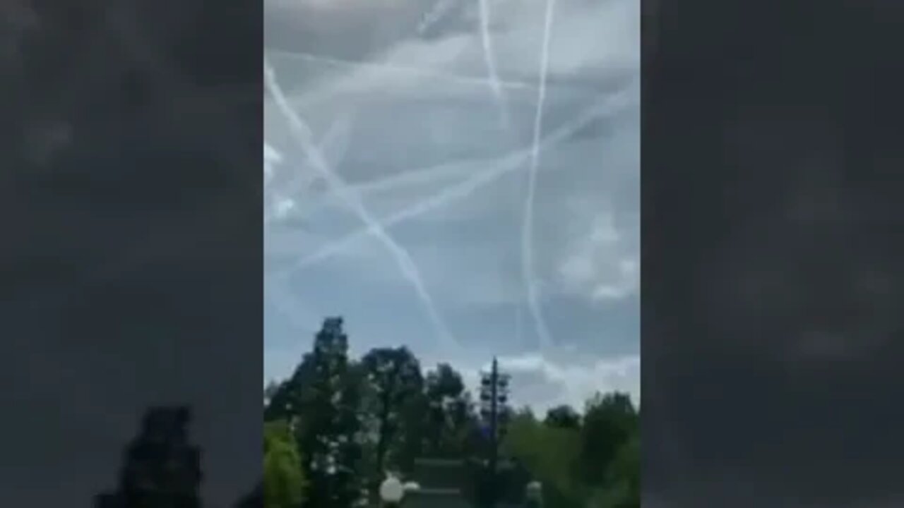 Pentagram chemtrail above Disney