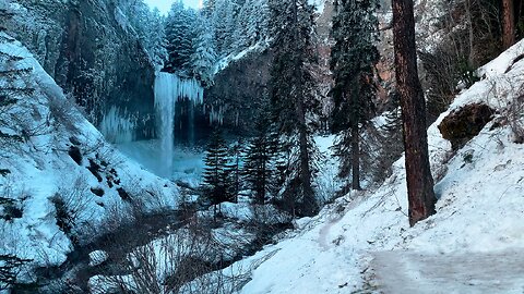 APPROACH & EXPLORING UP TO THE EDGE of Tamanawas Falls! | Mount Hood | 4K Winter Snow Hiking Oregon