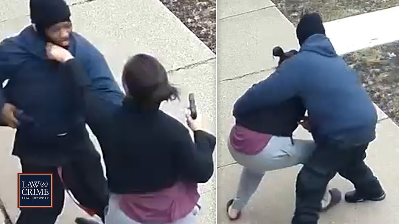 ‘I’ll Kill You!’: Off-Duty Chicago Cop Shoots Man Who Allegedly Tried to Steal Her Gun