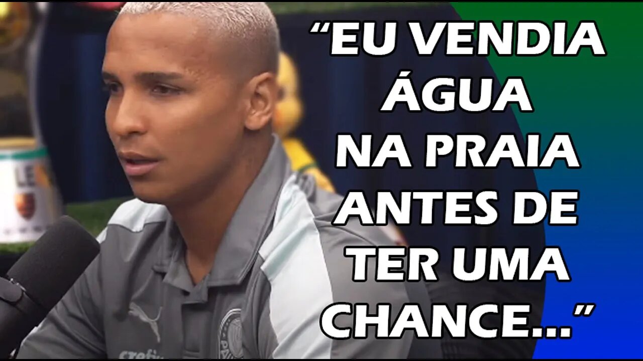 DEYVERSON SE EMOCIONA AO LEMBRAR DO COMEÇO NO FUTEBOL