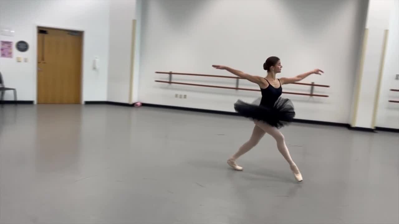 2 Ukrainian teenage ballet dancers now call Tampa home