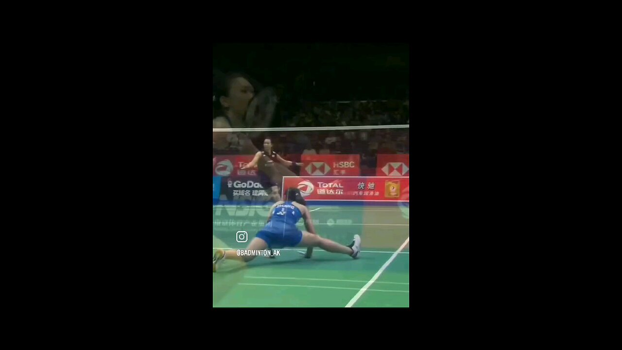 Badminton 🏸 | Flexibility 🥶 Next to impossible | Intense Rally