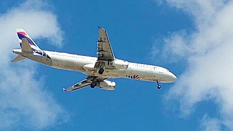 Airbus A321 PT-MXG vindo de Maceió para Fortaleza