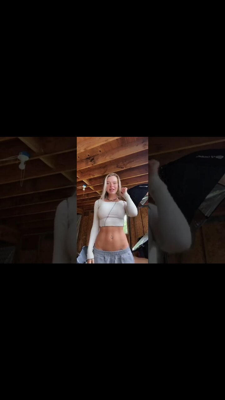 Look!!!🔞braless no bra tiktok girl 💦boobs😋
