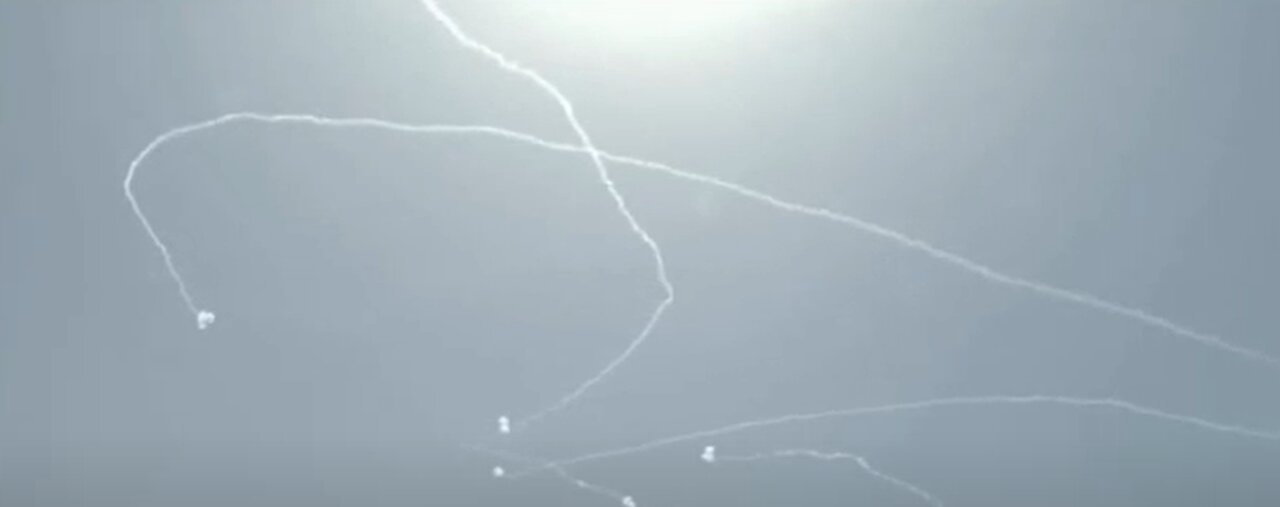 GAZA STRIP TERRORISTS LAUNCH 1000 ROCKETS TOWARDS ISRAEL, IRON DOME INTERCEPTS CAPTURED ON CAMERA