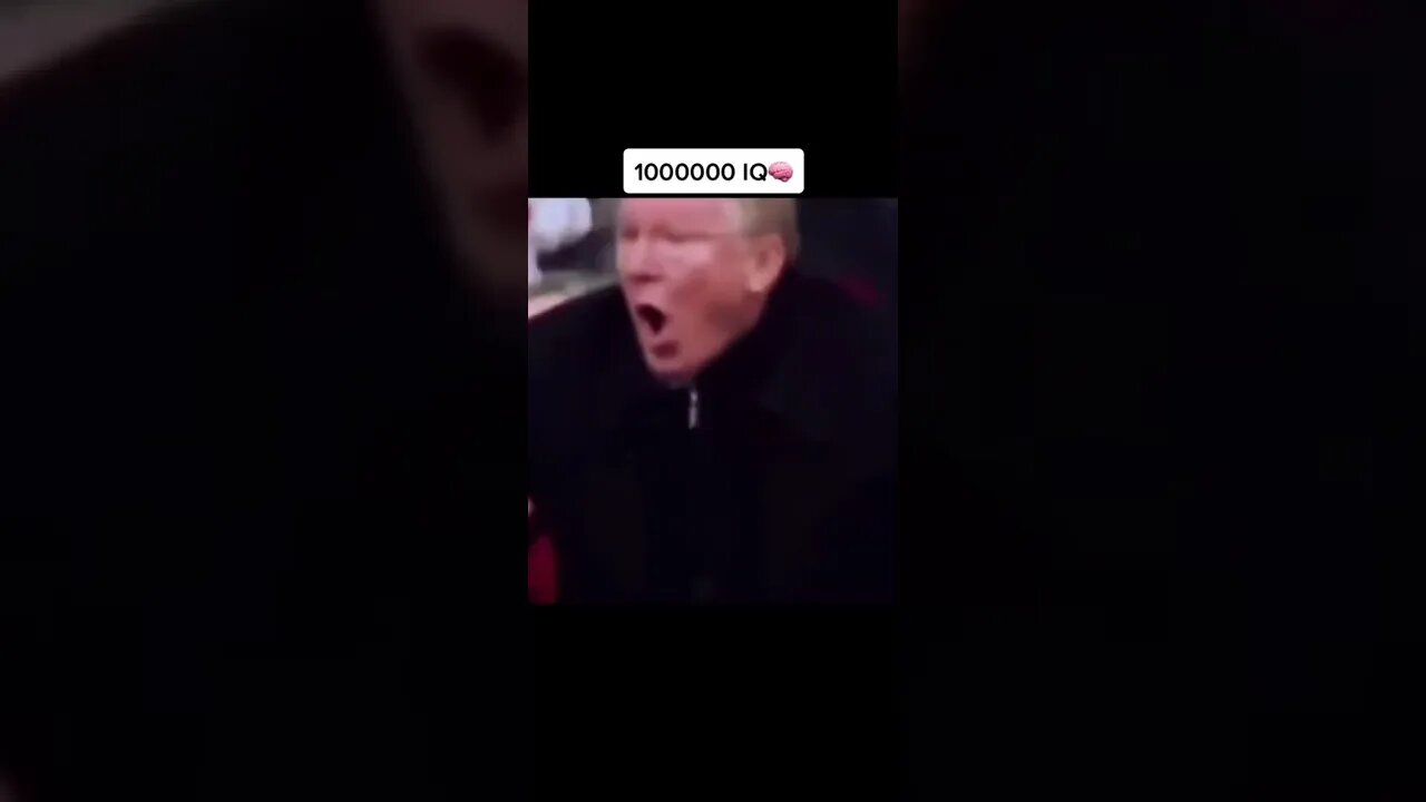 Hit ๐ & SUBSCRIBE for more โฝ๏ธ ๐ ๐Genius๐ง #funny #1000iq #funny #football #footballfails #fail #viral