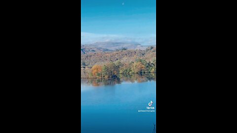 Lakes and mountains