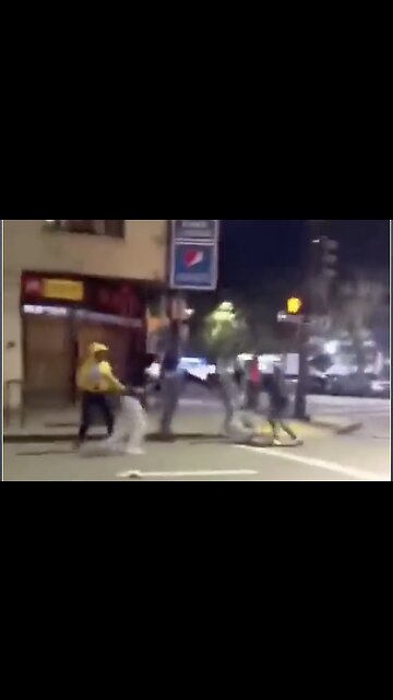 Teens Beat Up 3 Asian Women In Oakland Chinatown