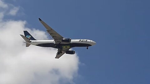 Airbus A330 PR-AIX na aproximação final vindo de Campinas para Fortaleza