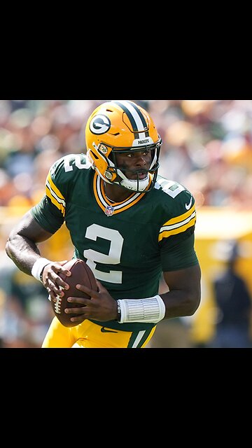 Willis thrives with help from the Packers' defense and running game in a 16-10 victory over Colts