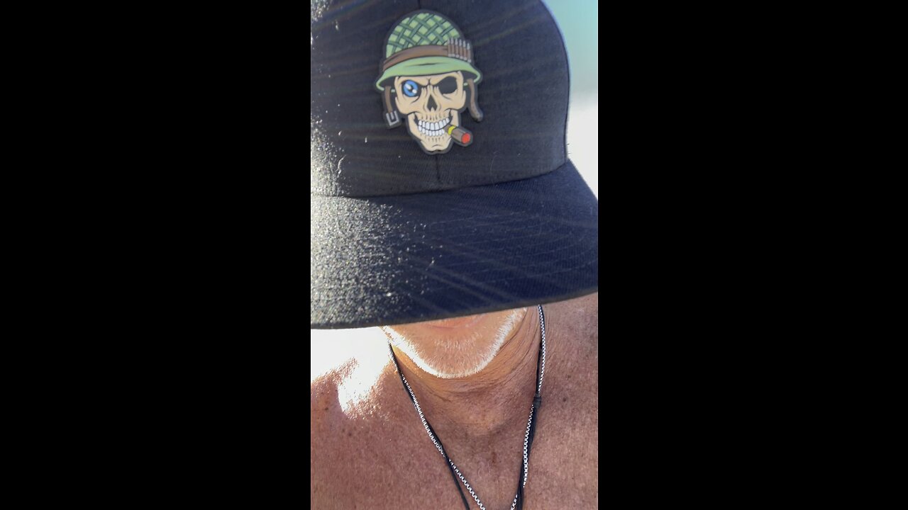 Can we trigger people positively?? 😎🌴❤️ #islandvibe