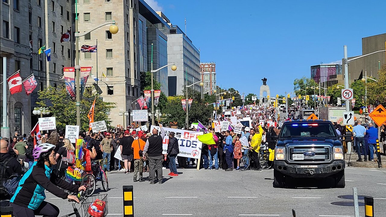 Nouvelles du 1 - Million march for children: un succès!; Maxime Bernier présent, Singh le traître