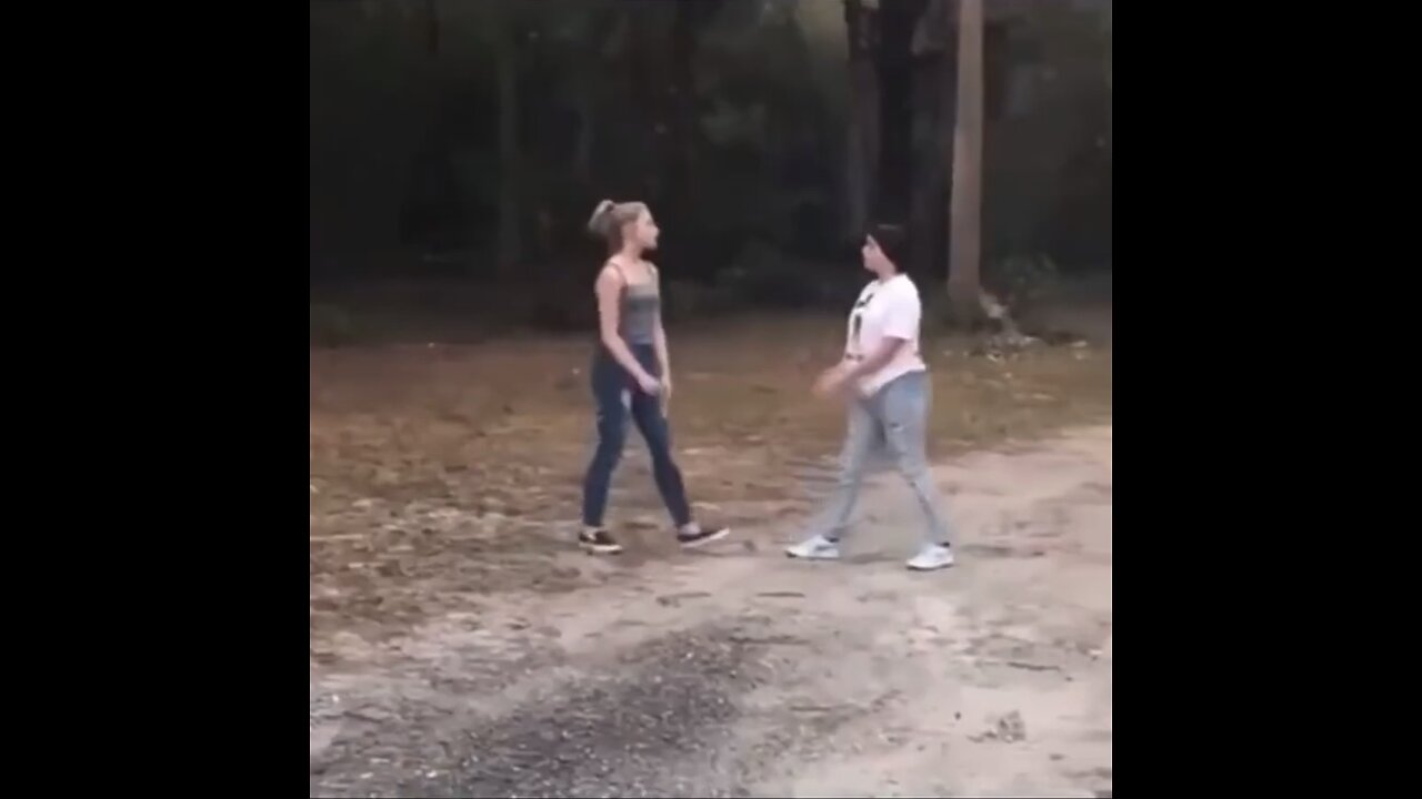 Girls fighting