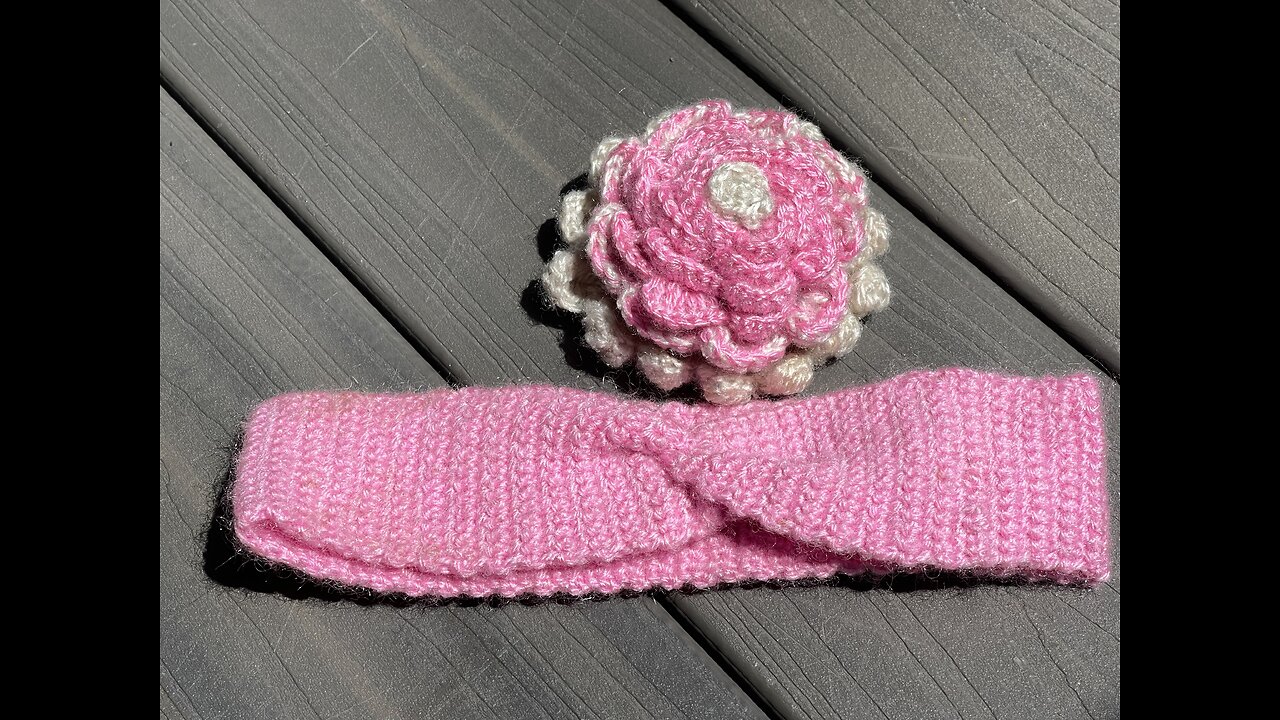 Handcrafted headband made of single crochet only #crochet #craft #art #diy