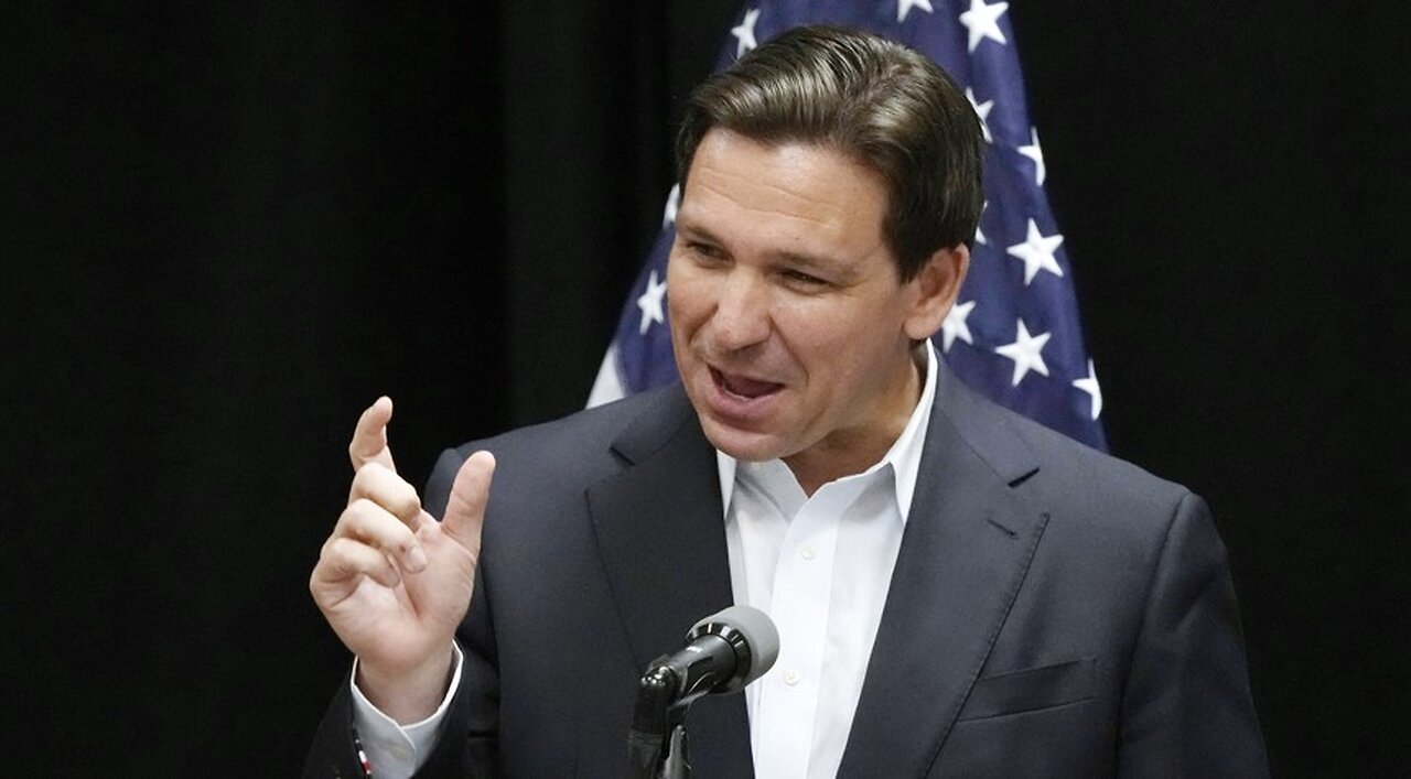 Things Get Spicy After Heckler Interrupts Ron DeSantis at New Hampshire Event